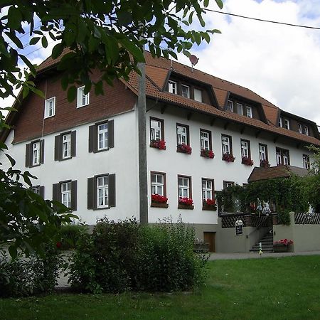Gasthaus Zum Schwanen Uehlingen-Birkendorf Exterior photo